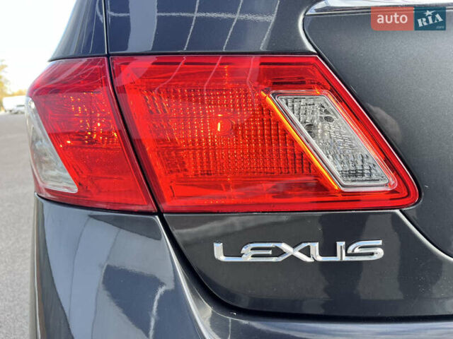 Лексус ЕС 2008 в Белой Церкве на Automoto.ua Серый Лексус ЕС, объемом двигателя 3.5 л и пробегом 250 тыс. км за 10300 $, фото 20 на Automoto.ua