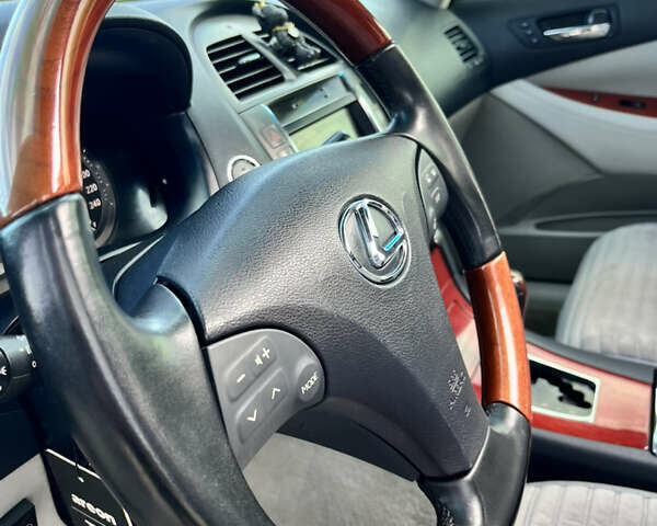 Лексус ЕС 2008 в Белой Церкве на Automoto.ua Серый Лексус ЕС, объемом двигателя 3.5 л и пробегом 250 тыс. км за 10300 $, фото 37 на Automoto.ua