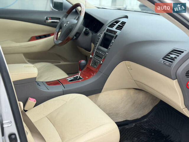 Сірий Лексус ЕС, об'ємом двигуна 3.5 л та пробігом 340 тис. км за 6700 $, фото 17 на Automoto.ua