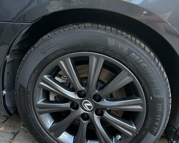 Серый Лексус ЕС, объемом двигателя 3.5 л и пробегом 223 тыс. км за 13500 $, фото 7 на Automoto.ua