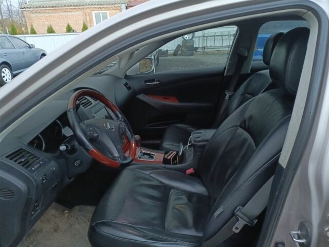 Серый Лексус ЕС, объемом двигателя 3.5 л и пробегом 200 тыс. км за 7800 $, фото 5 на Automoto.ua