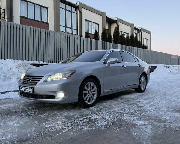Серый Лексус ЕС, объемом двигателя 3.5 л и пробегом 207 тыс. км за 12300 $, фото 1 на Automoto.ua