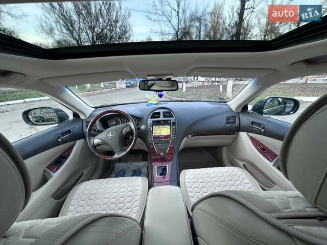 Сірий Лексус ЕС, об'ємом двигуна 3.46 л та пробігом 362 тис. км за 10950 $, фото 19 на Automoto.ua