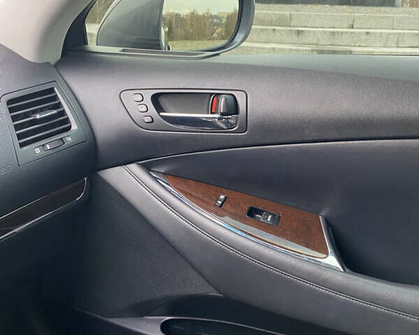 Серый Лексус ЕС, объемом двигателя 3.5 л и пробегом 317 тыс. км за 10999 $, фото 47 на Automoto.ua