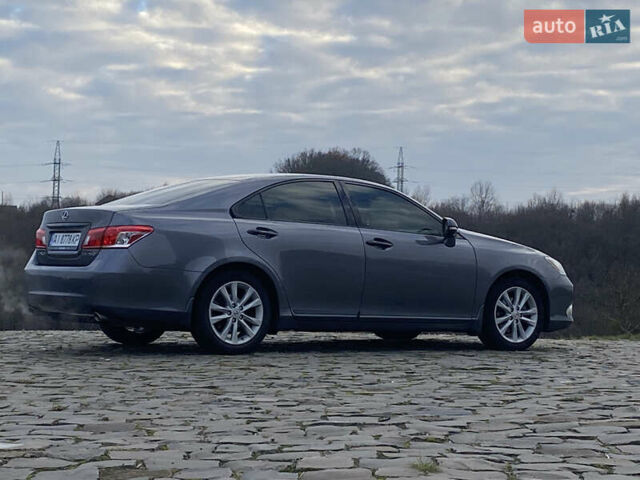 Серый Лексус ЕС, объемом двигателя 3.5 л и пробегом 317 тыс. км за 10999 $, фото 6 на Automoto.ua