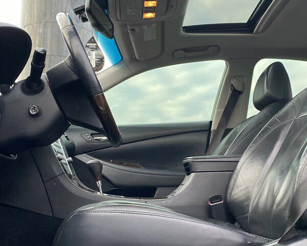 Серый Лексус ЕС, объемом двигателя 3.5 л и пробегом 317 тыс. км за 10999 $, фото 64 на Automoto.ua