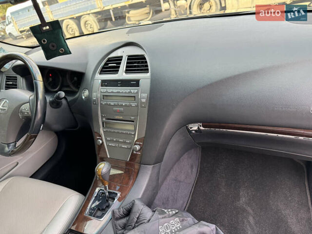 Серый Лексус ЕС, объемом двигателя 3.46 л и пробегом 210 тыс. км за 13300 $, фото 17 на Automoto.ua