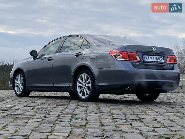 Серый Лексус ЕС, объемом двигателя 3.5 л и пробегом 317 тыс. км за 10999 $, фото 12 на Automoto.ua