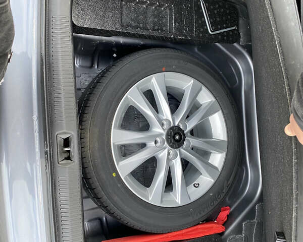 Серый Лексус ЕС, объемом двигателя 3.5 л и пробегом 317 тыс. км за 10999 $, фото 33 на Automoto.ua