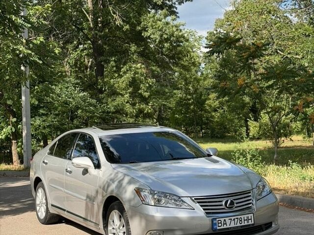 Сірий Лексус ЕС, об'ємом двигуна 3.5 л та пробігом 190 тис. км за 12500 $, фото 2 на Automoto.ua
