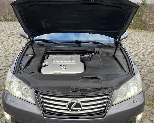 Серый Лексус ЕС, объемом двигателя 3.5 л и пробегом 317 тыс. км за 10999 $, фото 30 на Automoto.ua