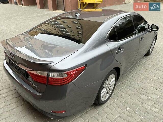 Серый Лексус ЕС, объемом двигателя 3.46 л и пробегом 185 тыс. км за 16400 $, фото 23 на Automoto.ua