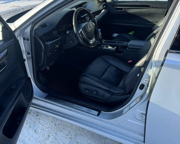 Серый Лексус ЕС, объемом двигателя 2.49 л и пробегом 241 тыс. км за 15300 $, фото 10 на Automoto.ua