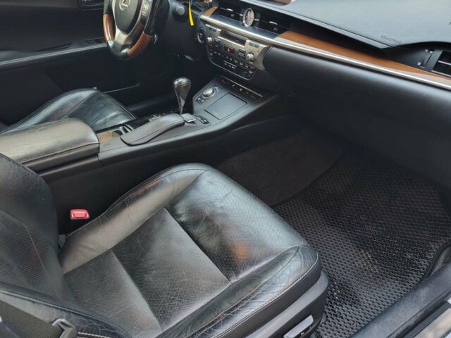 Сірий Лексус ЕС, об'ємом двигуна 2.5 л та пробігом 235 тис. км за 18000 $, фото 22 на Automoto.ua