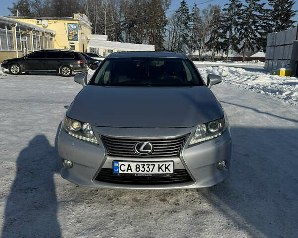 Серый Лексус ЕС, объемом двигателя 2.49 л и пробегом 241 тыс. км за 15300 $, фото 3 на Automoto.ua