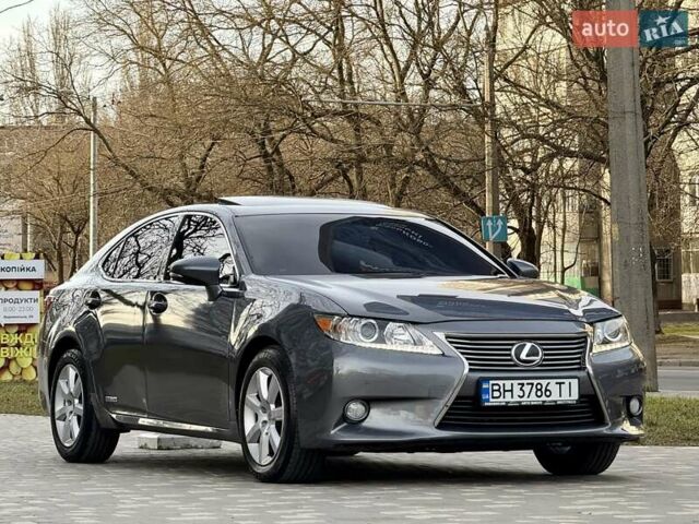Сірий Лексус ЕС, об'ємом двигуна 2.49 л та пробігом 216 тис. км за 16900 $, фото 119 на Automoto.ua