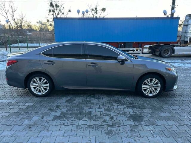 Серый Лексус ЕС, объемом двигателя 3.5 л и пробегом 185 тыс. км за 16400 $, фото 7 на Automoto.ua