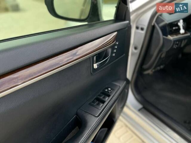 Серый Лексус ЕС, объемом двигателя 3.5 л и пробегом 159 тыс. км за 15000 $, фото 8 на Automoto.ua