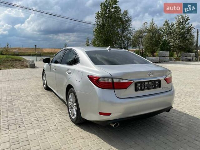 Серый Лексус ЕС, объемом двигателя 3.5 л и пробегом 159 тыс. км за 15000 $, фото 3 на Automoto.ua