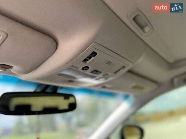 Серый Лексус ЕС, объемом двигателя 3.5 л и пробегом 159 тыс. км за 15000 $, фото 12 на Automoto.ua