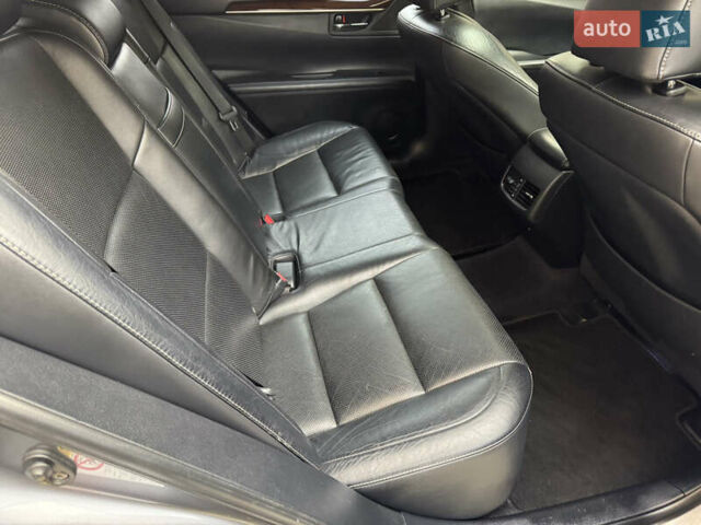 Серый Лексус ЕС, объемом двигателя 2.49 л и пробегом 130 тыс. км за 16900 $, фото 34 на Automoto.ua