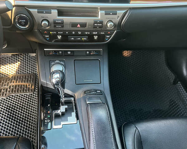 Серый Лексус ЕС, объемом двигателя 2.5 л и пробегом 256 тыс. км за 19000 $, фото 14 на Automoto.ua