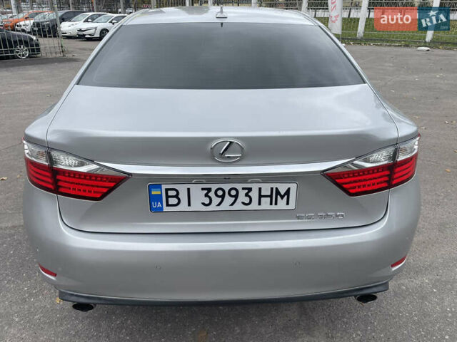 Сірий Лексус ЕС, об'ємом двигуна 3.46 л та пробігом 155 тис. км за 19300 $, фото 4 на Automoto.ua