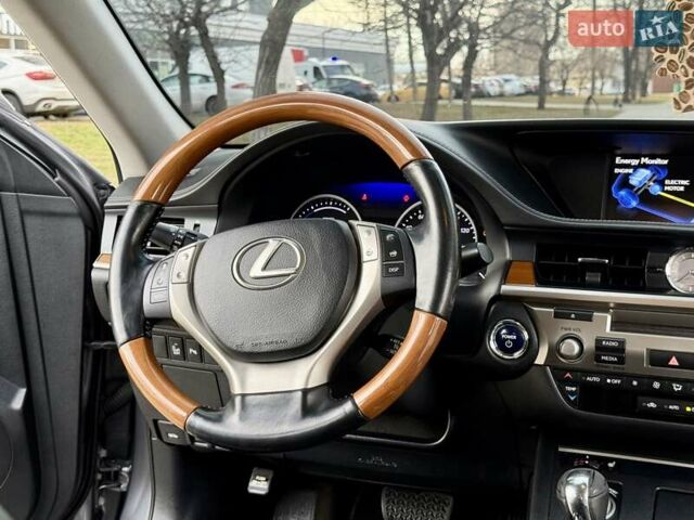 Сірий Лексус ЕС, об'ємом двигуна 2.49 л та пробігом 216 тис. км за 16900 $, фото 66 на Automoto.ua