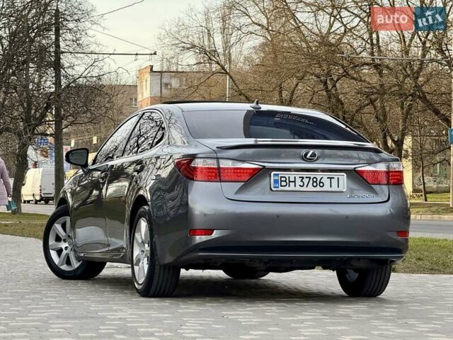 Сірий Лексус ЕС, об'ємом двигуна 2.49 л та пробігом 216 тис. км за 16900 $, фото 86 на Automoto.ua