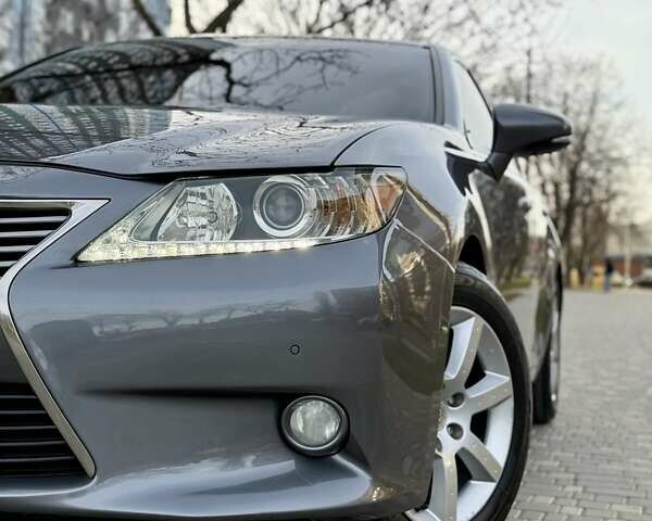 Сірий Лексус ЕС, об'ємом двигуна 2.49 л та пробігом 216 тис. км за 16900 $, фото 102 на Automoto.ua