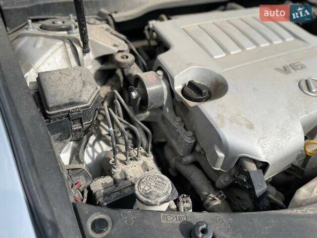 Серый Лексус ЕС, объемом двигателя 3.5 л и пробегом 159 тыс. км за 15000 $, фото 18 на Automoto.ua