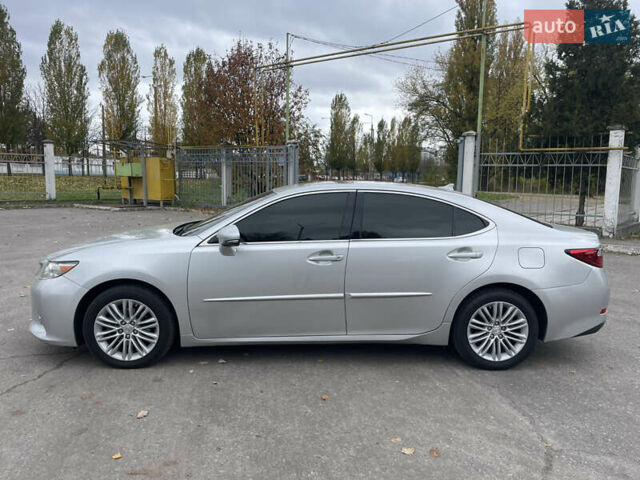Серый Лексус ЕС, объемом двигателя 3.46 л и пробегом 155 тыс. км за 20508 $, фото 7 на Automoto.ua