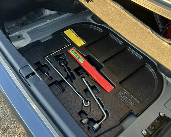 Серый Лексус ЕС, объемом двигателя 2.5 л и пробегом 256 тыс. км за 19000 $, фото 18 на Automoto.ua