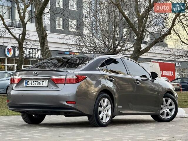 Сірий Лексус ЕС, об'ємом двигуна 2.49 л та пробігом 216 тис. км за 16900 $, фото 20 на Automoto.ua