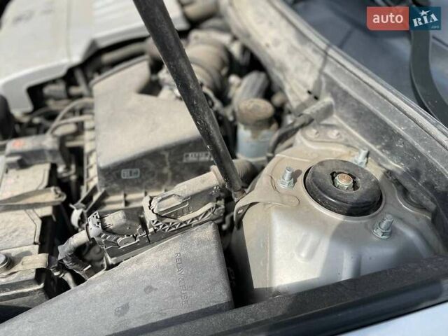 Серый Лексус ЕС, объемом двигателя 3.5 л и пробегом 159 тыс. км за 15000 $, фото 16 на Automoto.ua