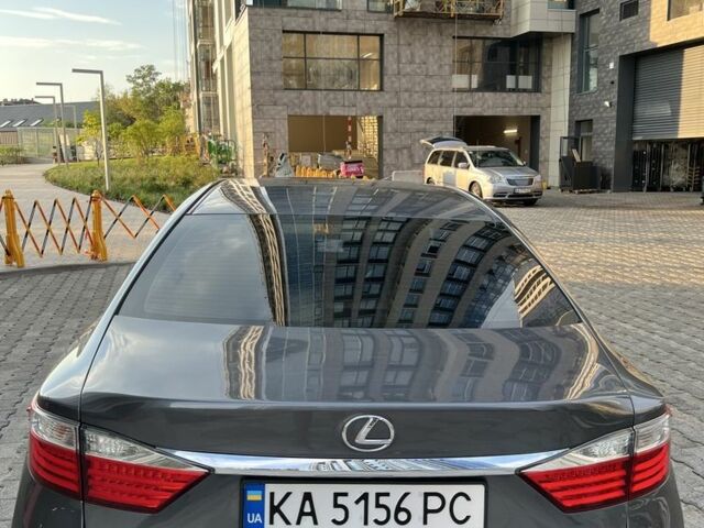 Серый Лексус ЕС, объемом двигателя 3.5 л и пробегом 172 тыс. км за 18100 $, фото 2 на Automoto.ua