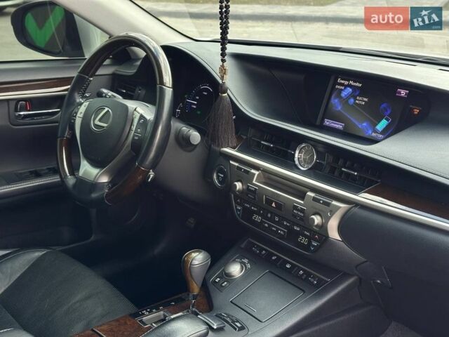 Сірий Лексус ЕС, об'ємом двигуна 2.49 л та пробігом 170 тис. км за 19999 $, фото 49 на Automoto.ua