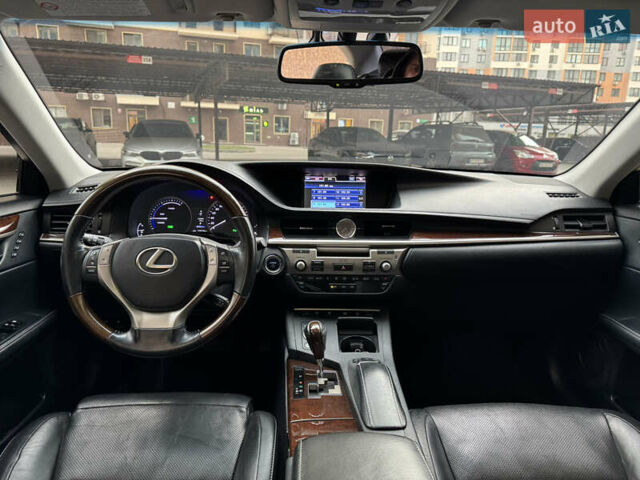 Серый Лексус ЕС, объемом двигателя 2.49 л и пробегом 130 тыс. км за 16900 $, фото 33 на Automoto.ua
