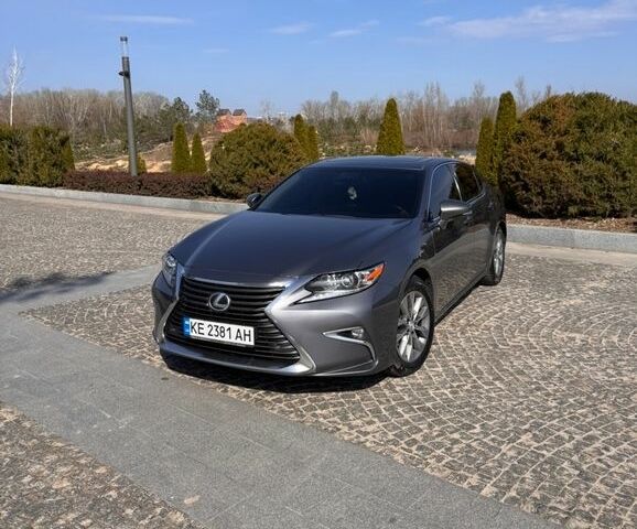 Сірий Лексус ЕС, об'ємом двигуна 2.5 л та пробігом 249 тис. км за 19000 $, фото 1 на Automoto.ua