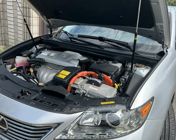 Серый Лексус ЕС, объемом двигателя 2.49 л и пробегом 255 тыс. км за 18900 $, фото 18 на Automoto.ua