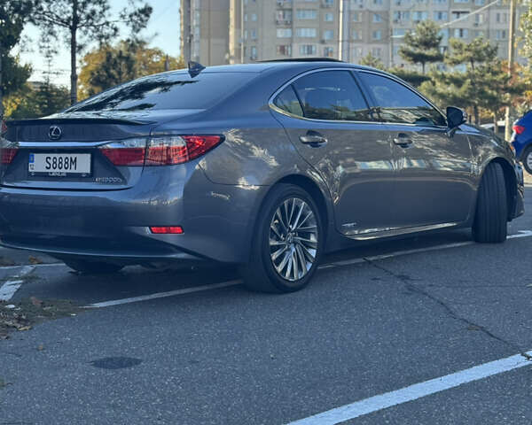 Лексус ЕС 2014 в Одессе на Automoto.ua Серый Лексус ЕС, объемом двигателя 2.49 л и пробегом 190 тыс. км за 17500 $, фото 6 на Automoto.ua