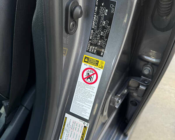 Серый Лексус ЕС, объемом двигателя 2.5 л и пробегом 170 тыс. км за 18900 $, фото 52 на Automoto.ua