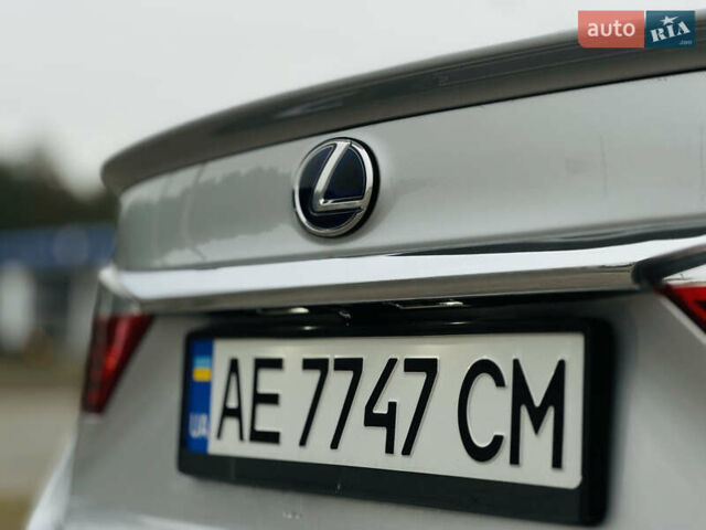 Серый Лексус ЕС, объемом двигателя 2.5 л и пробегом 225 тыс. км за 17200 $, фото 16 на Automoto.ua