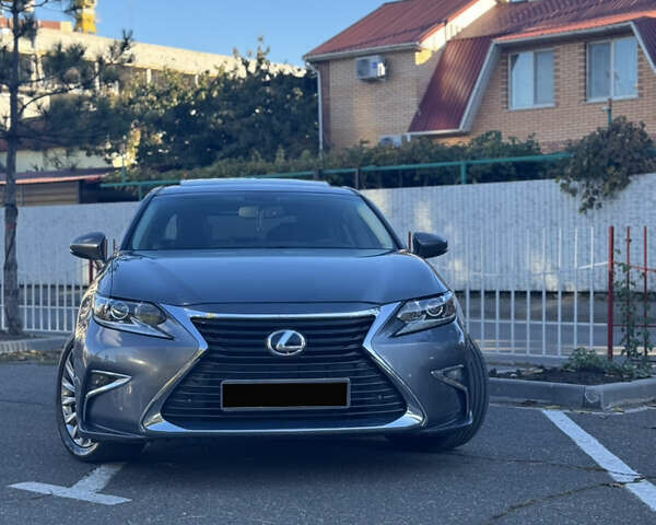 Серый Лексус ЕС, объемом двигателя 2.5 л и пробегом 190 тыс. км за 17000 $, фото 3 на Automoto.ua