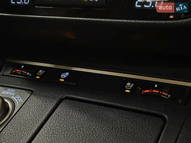 Лексус ЕС 2014 в Николаеве на Automoto.ua Серый Лексус ЕС, объемом двигателя 2.5 л и пробегом 197 тыс. км за 18599 $, фото 15 на Automoto.ua