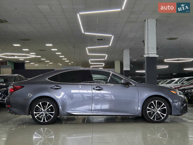 Лексус ЕС 2014 в Николаеве на Automoto.ua Серый Лексус ЕС, объемом двигателя 2.5 л и пробегом 197 тыс. км за 18599 $, фото 1 на Automoto.ua