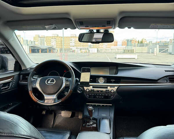 Серый Лексус ЕС, объемом двигателя 2.5 л и пробегом 170 тыс. км за 18900 $, фото 42 на Automoto.ua