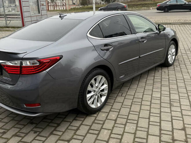 Сірий Лексус ЕС, об'ємом двигуна 2.49 л та пробігом 160 тис. км за 16700 $, фото 3 на Automoto.ua