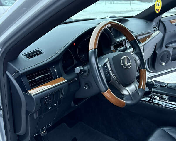 Сірий Лексус ЕС, об'ємом двигуна 2.49 л та пробігом 147 тис. км за 21999 $, фото 50 на Automoto.ua