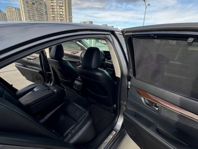 Сірий Лексус ЕС, об'ємом двигуна 2.5 л та пробігом 169 тис. км за 18900 $, фото 17 на Automoto.ua
